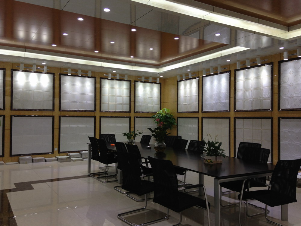 DingFeng New showroom come into service